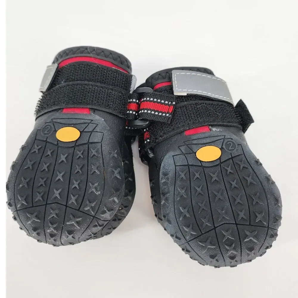 QUMY Red & Black Dog Booties with Rubber Sole – Size 2 (Set of 4)